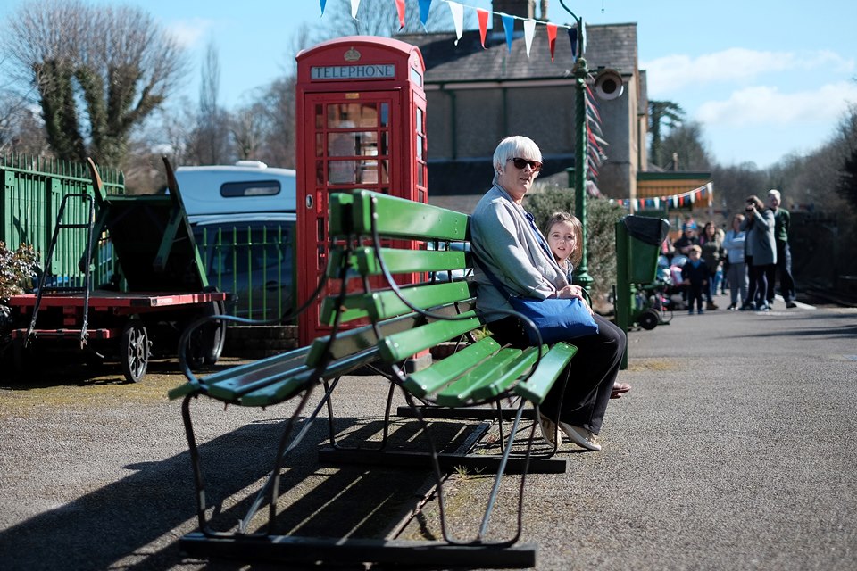 FUJIFILM X-E2 35.0 mm f1.4 1/10500s Alresford Station