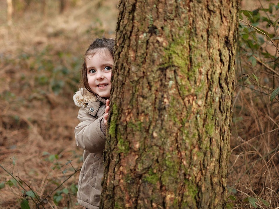 FUJIFILM X-E2 35.0 mm f1.4 1/480s Peek-a-boo