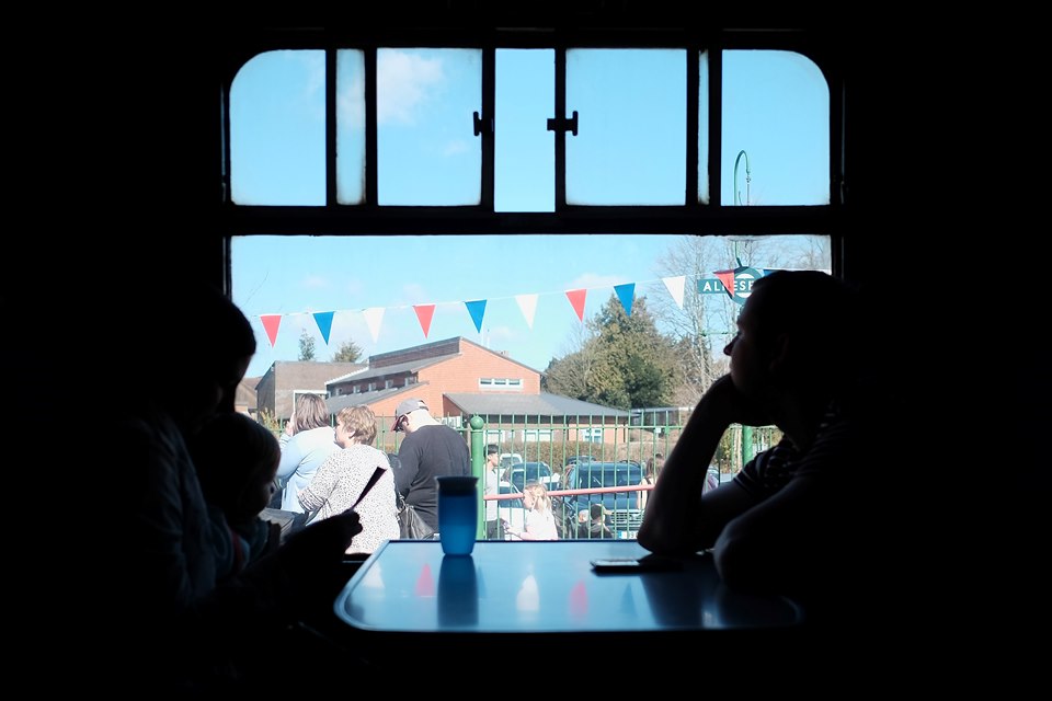 FUJIFILM X-E2 18.0 mm f2.0 1/2000s On board Friend of Henry at Alresford Station