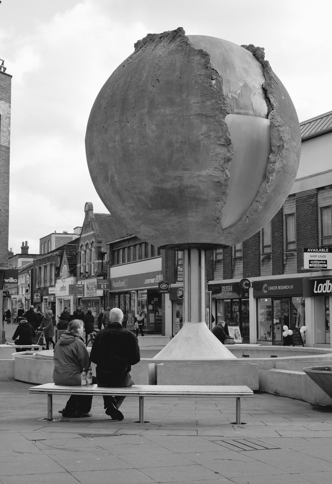 Horsham Street Globe